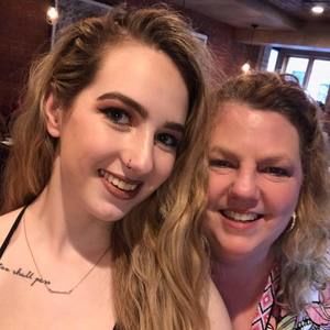 Meet your Posher, Valerie